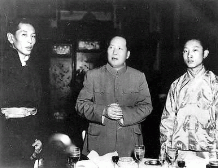 Mao Zedong and Ngapoi Ngaway Jigme
